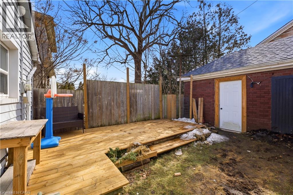 33 Park Hill Road W, Cambridge, Ontario  N1S 1E1 - Photo 20 - 40810062