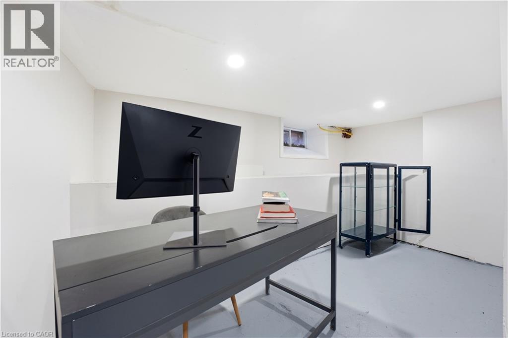 33 Park Hill Road W, Cambridge, Ontario  N1S 1E1 - Photo 17 - 40810062