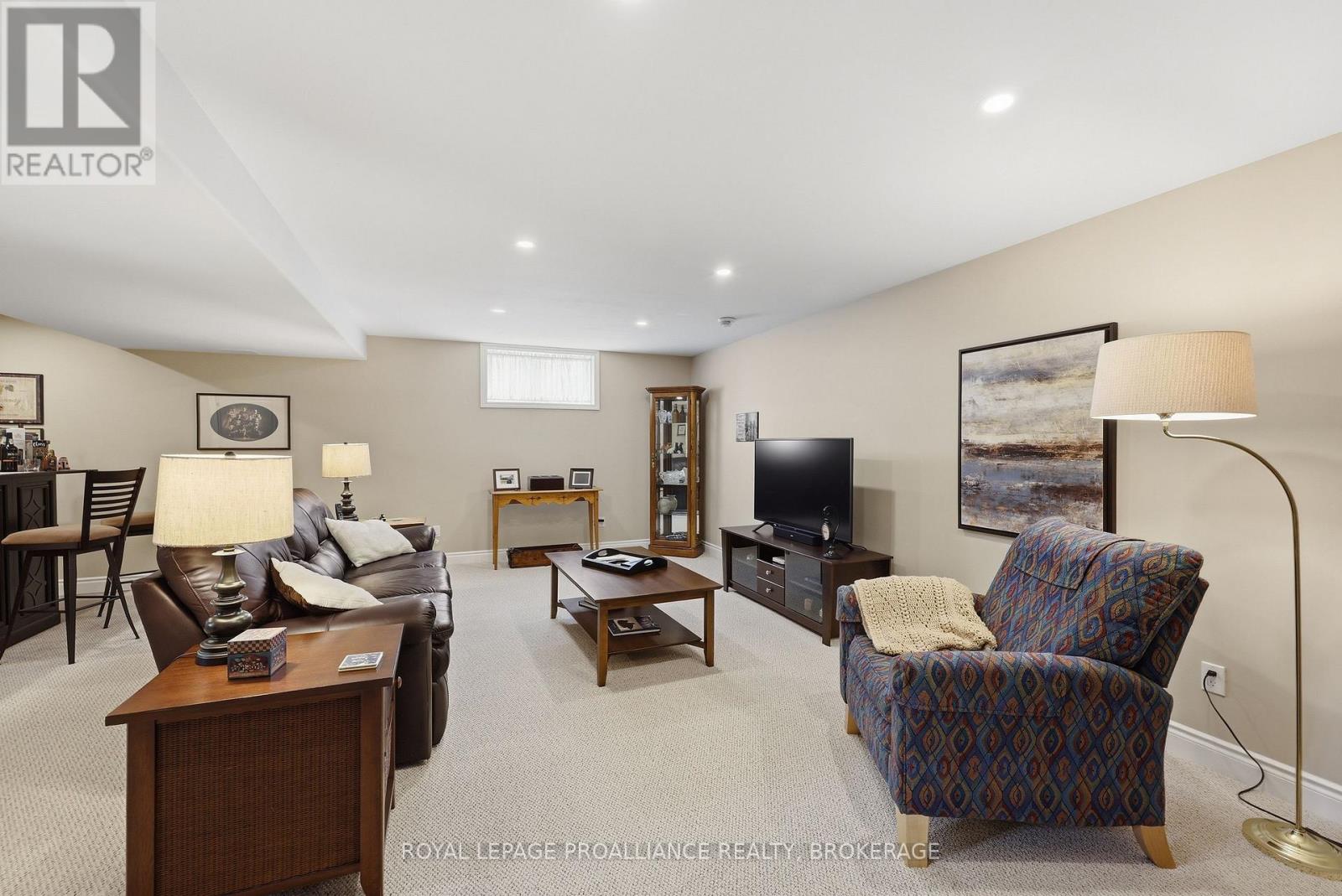 150 Sorbie Crescent, Loyalist, Ontario  K7N 0B7 - Photo 34 - X12869806