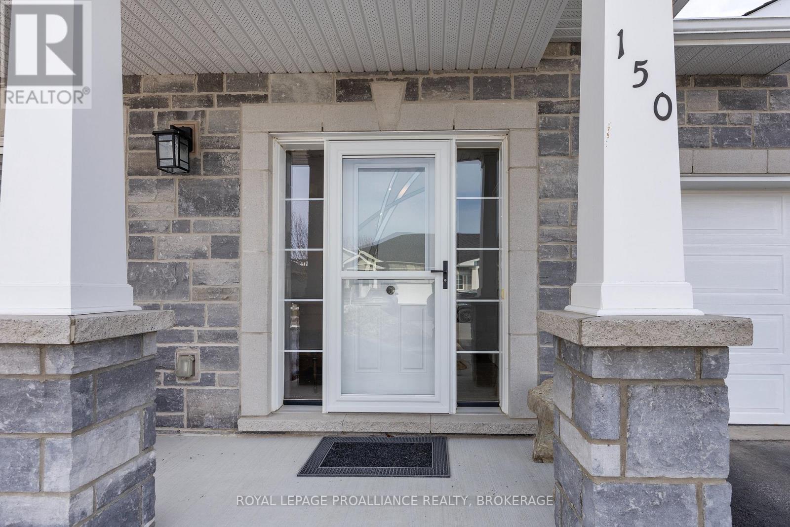 150 Sorbie Crescent, Loyalist, Ontario  K7N 0B7 - Photo 4 - X12869806