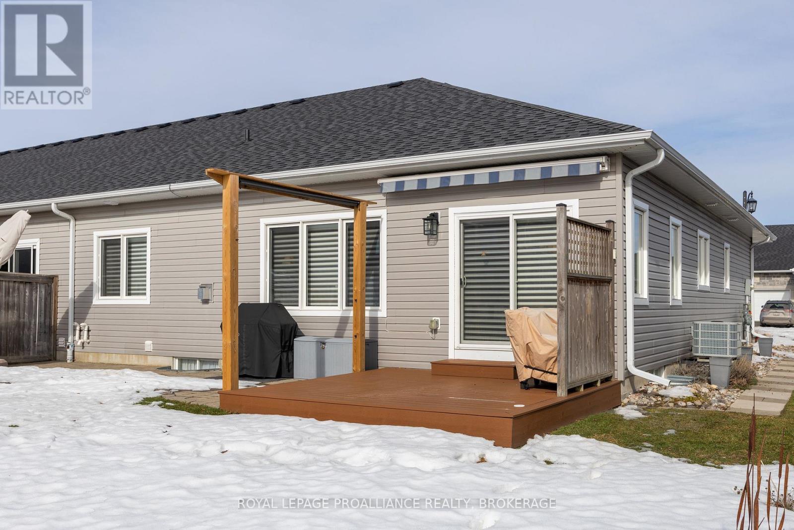 150 Sorbie Crescent, Loyalist, Ontario  K7N 0B7 - Photo 45 - X12869806