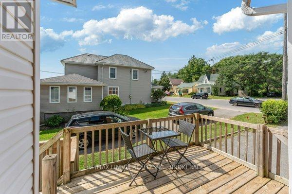 30 King Street, Prince Edward County, Ontario  K0K 2T0 - Photo 29 - X12869810