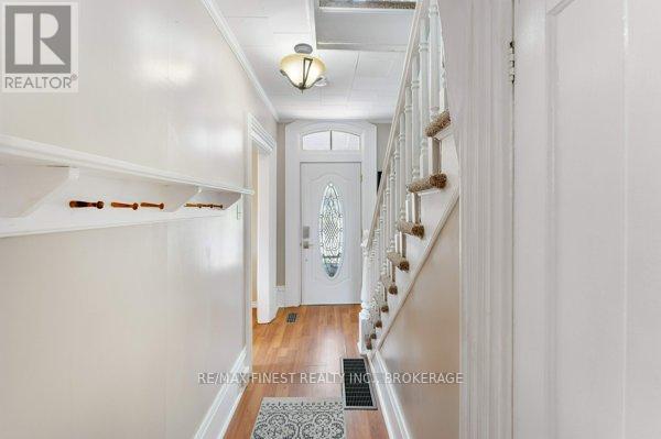 30 King Street, Prince Edward County, Ontario  K0K 2T0 - Photo 6 - X12869810