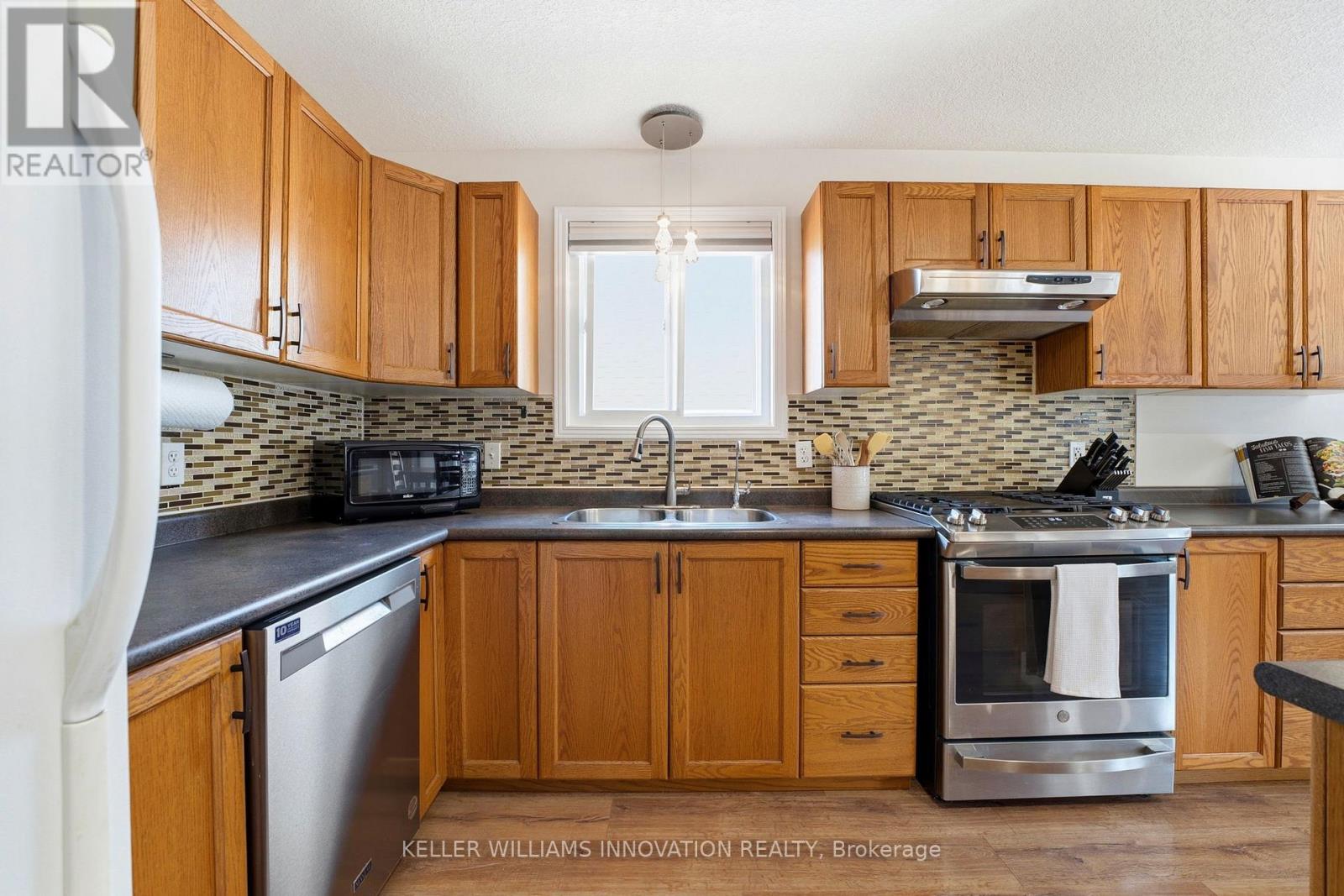 765 Reid Crescent, North Perth, Ontario  N4W 0A2 - Photo 12 - X12869768