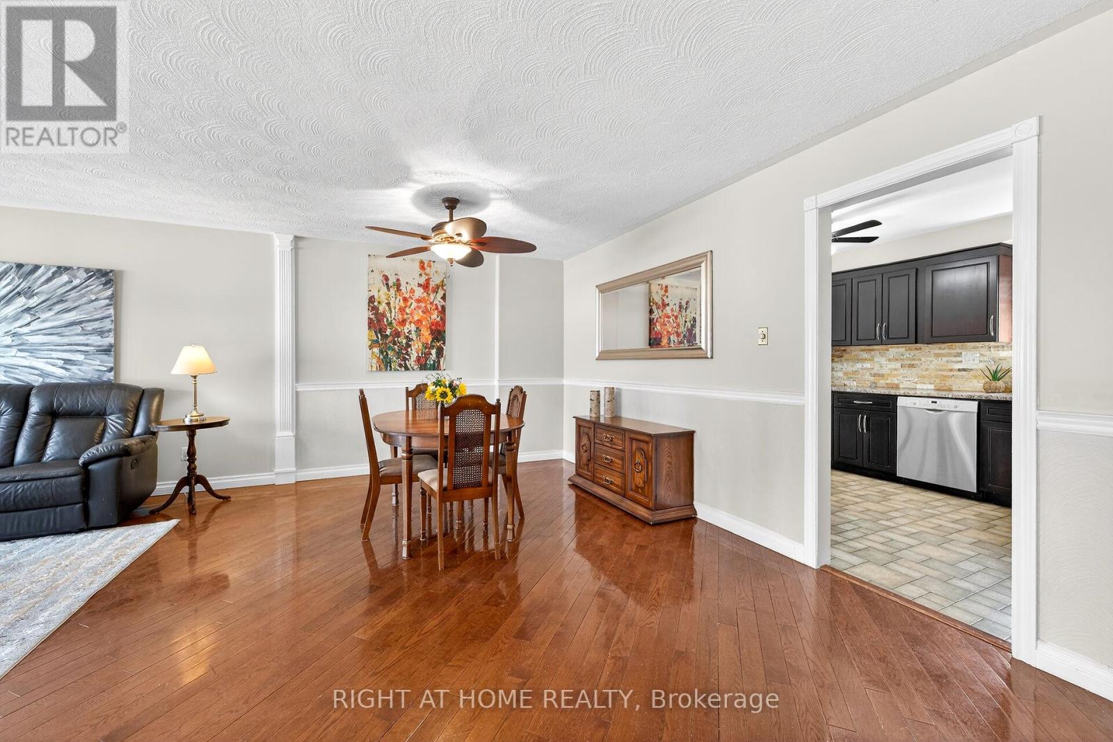 24 Milverton Close, Hamilton, Ontario  L0R 2H3 - Photo 11 - X12869798