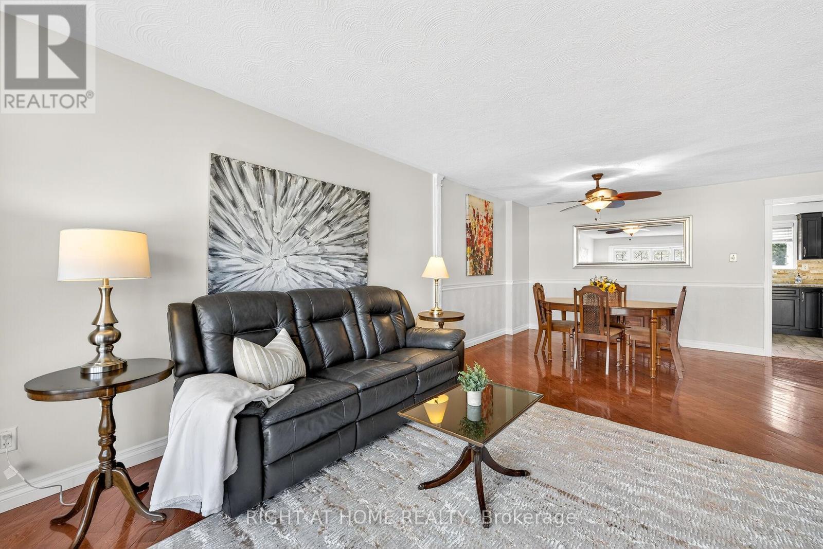 24 Milverton Close, Hamilton, Ontario  L0R 2H3 - Photo 9 - X12869798