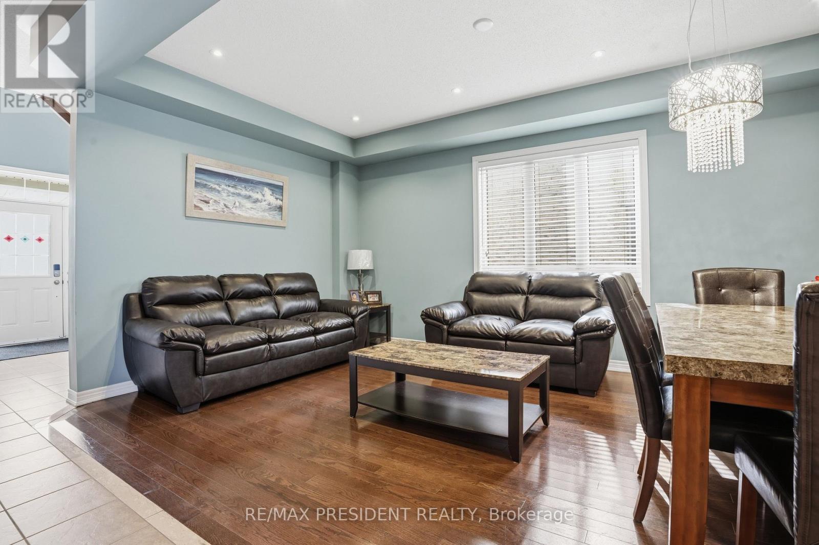 17 Mccartney Street, Hamilton, Ontario  L8B 0T7 - Photo 8 - X12869838