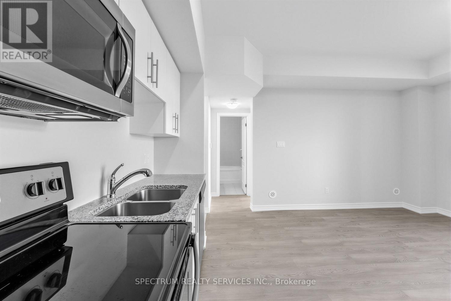 105 - 160 Watson Road, Guelph, Ontario  N1E 0P6 - Photo 20 - X12869862