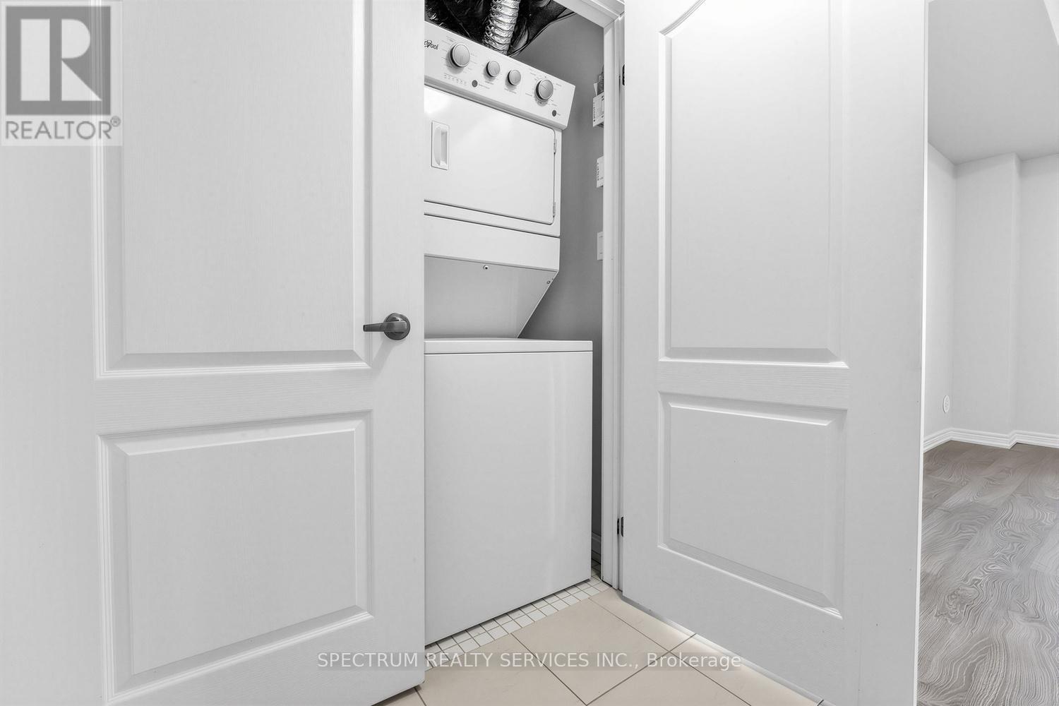 105 - 160 Watson Road, Guelph, Ontario  N1E 0P6 - Photo 28 - X12869862