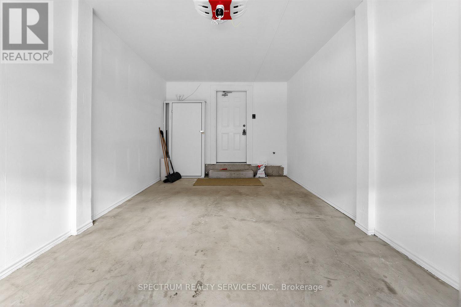 105 - 160 Watson Road, Guelph, Ontario  N1E 0P6 - Photo 29 - X12869862