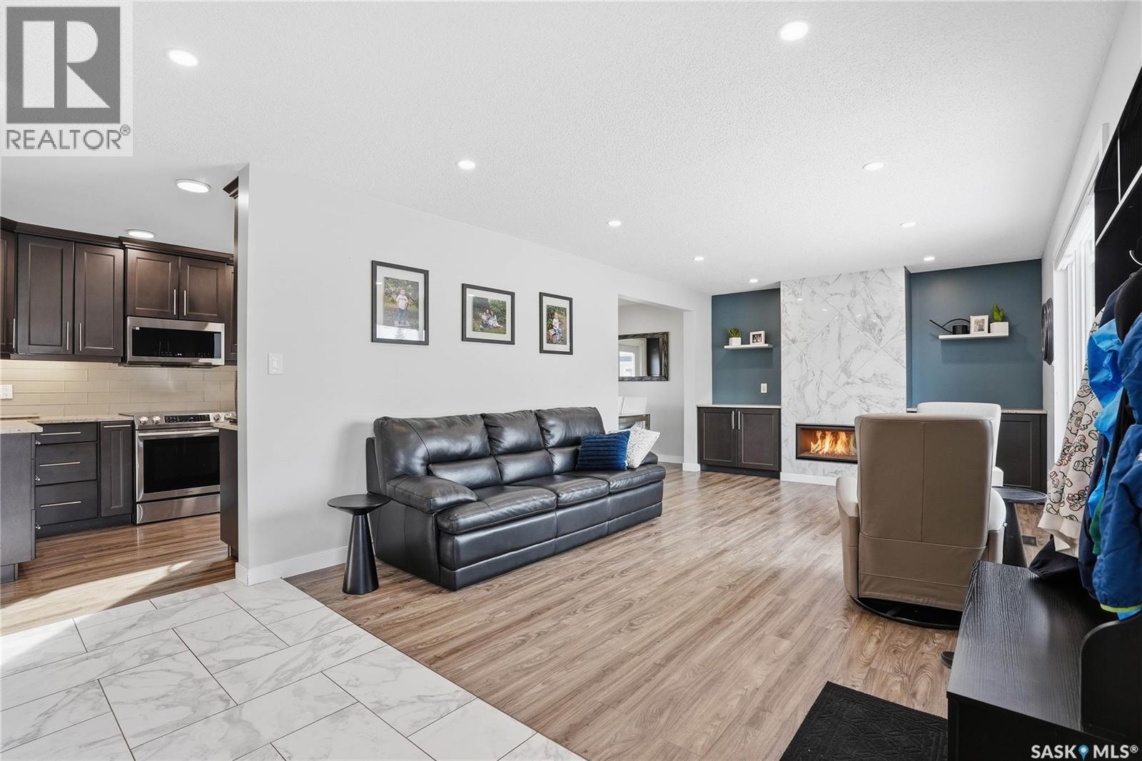 109 Churchill Drive, Saskatoon, Saskatchewan  S7K 3X3 - Photo 6 - SK030154