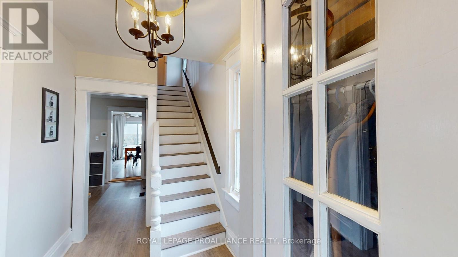 32 Mcnichol Avenue, Quinte West (Trenton Ward), Ontario  K8V 2R6 - Photo 19 - X12868346