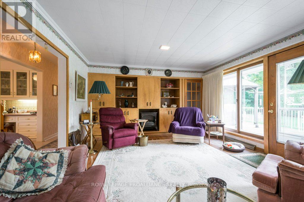 9 Parkview Heights, Quinte West (Trenton Ward), Ontario  K8V 5L9 - Photo 13 - X12869440