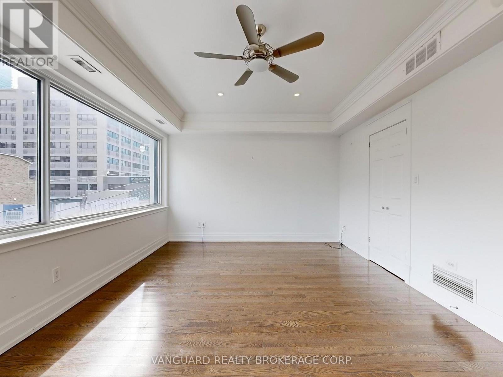 118 Avenue Road, Toronto, Ontario  M5R 2H4 - Photo 4 - C12629870