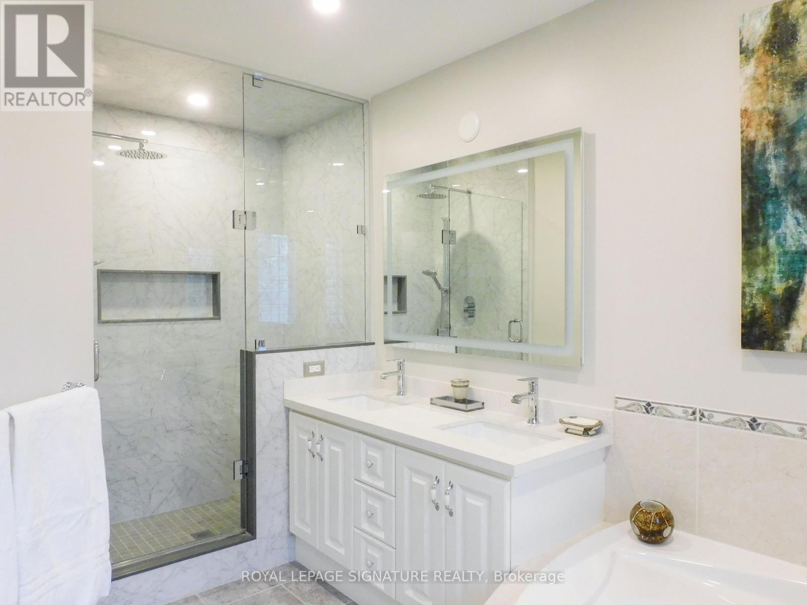 1590 Hallstone Road, Brampton, Ontario  L6Y 5K8 - Photo 21 - W12858238