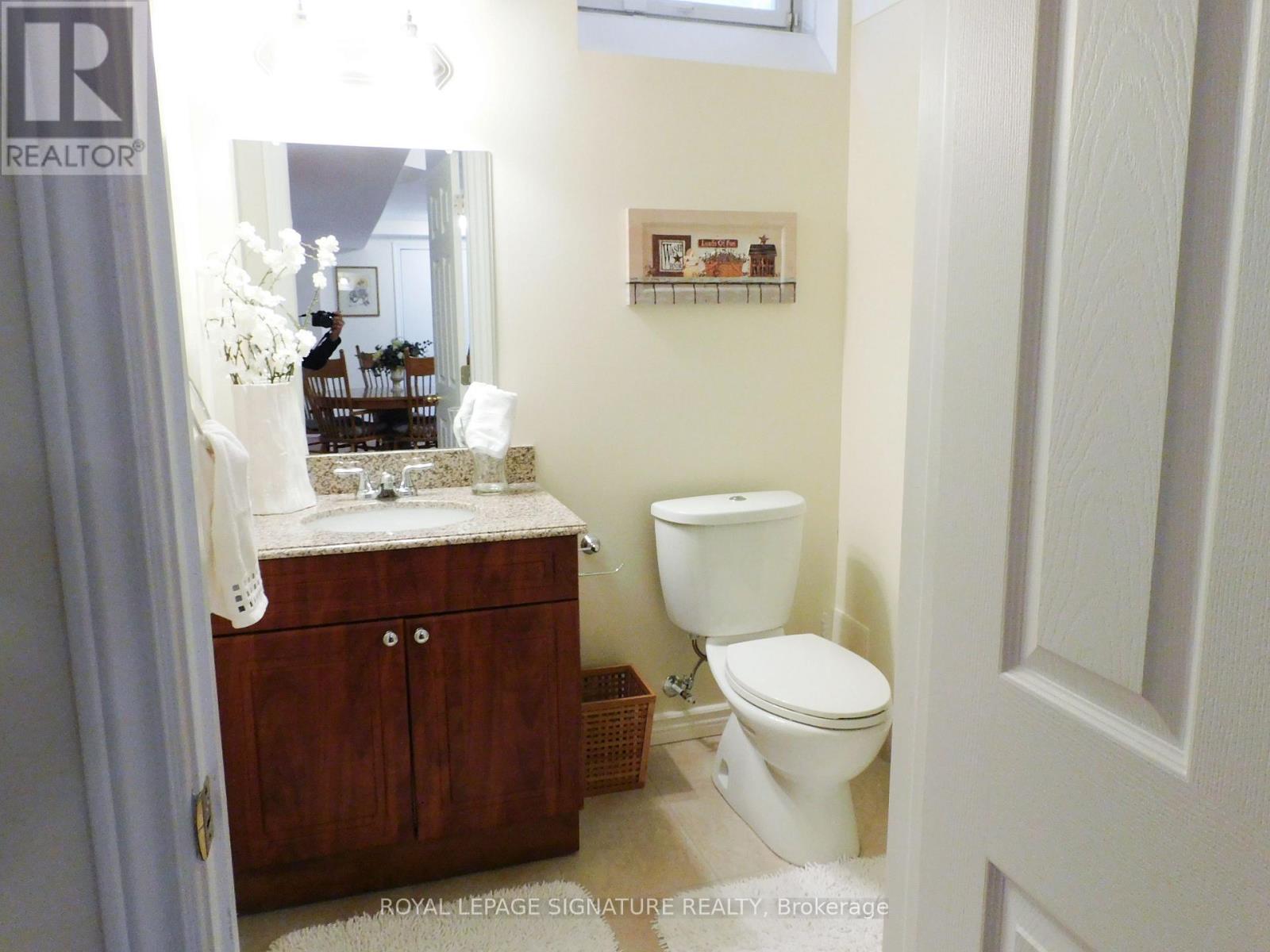 1590 Hallstone Road, Brampton, Ontario  L6Y 5K8 - Photo 38 - W12858238