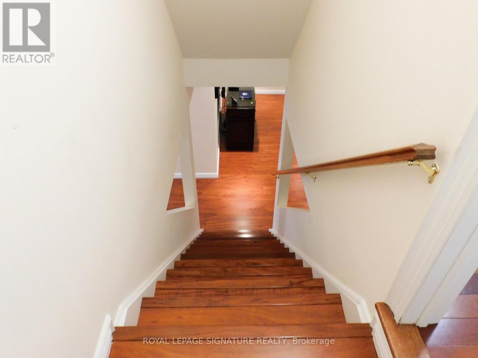 1590 Hallstone Road, Brampton, Ontario  L6Y 5K8 - Photo 29 - W12858238