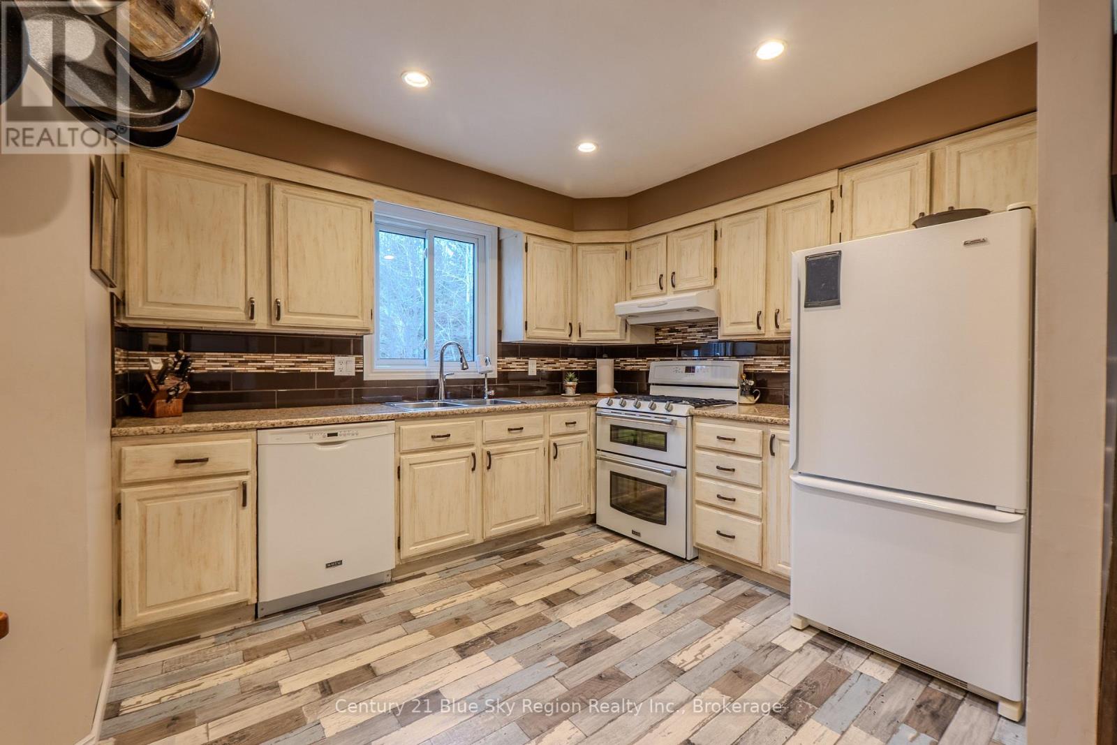 22 Canyon Court, North Bay, Ontario  P1B 9A7 - Photo 14 - X12870002