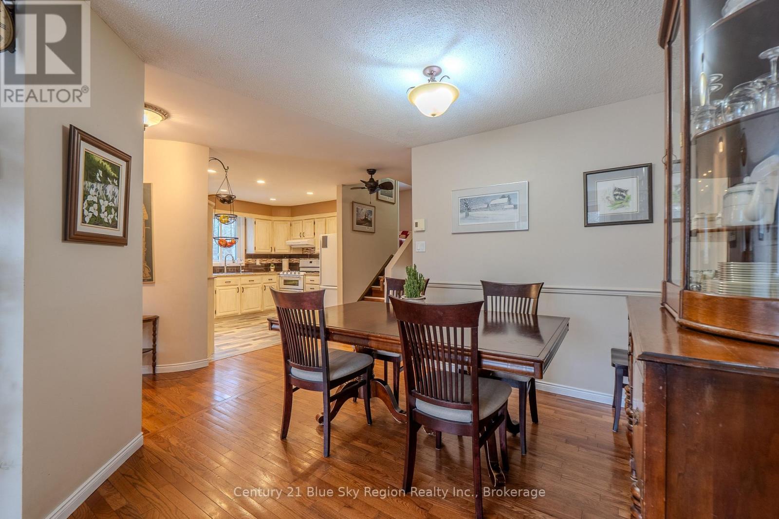 22 Canyon Court, North Bay, Ontario  P1B 9A7 - Photo 3 - X12870002