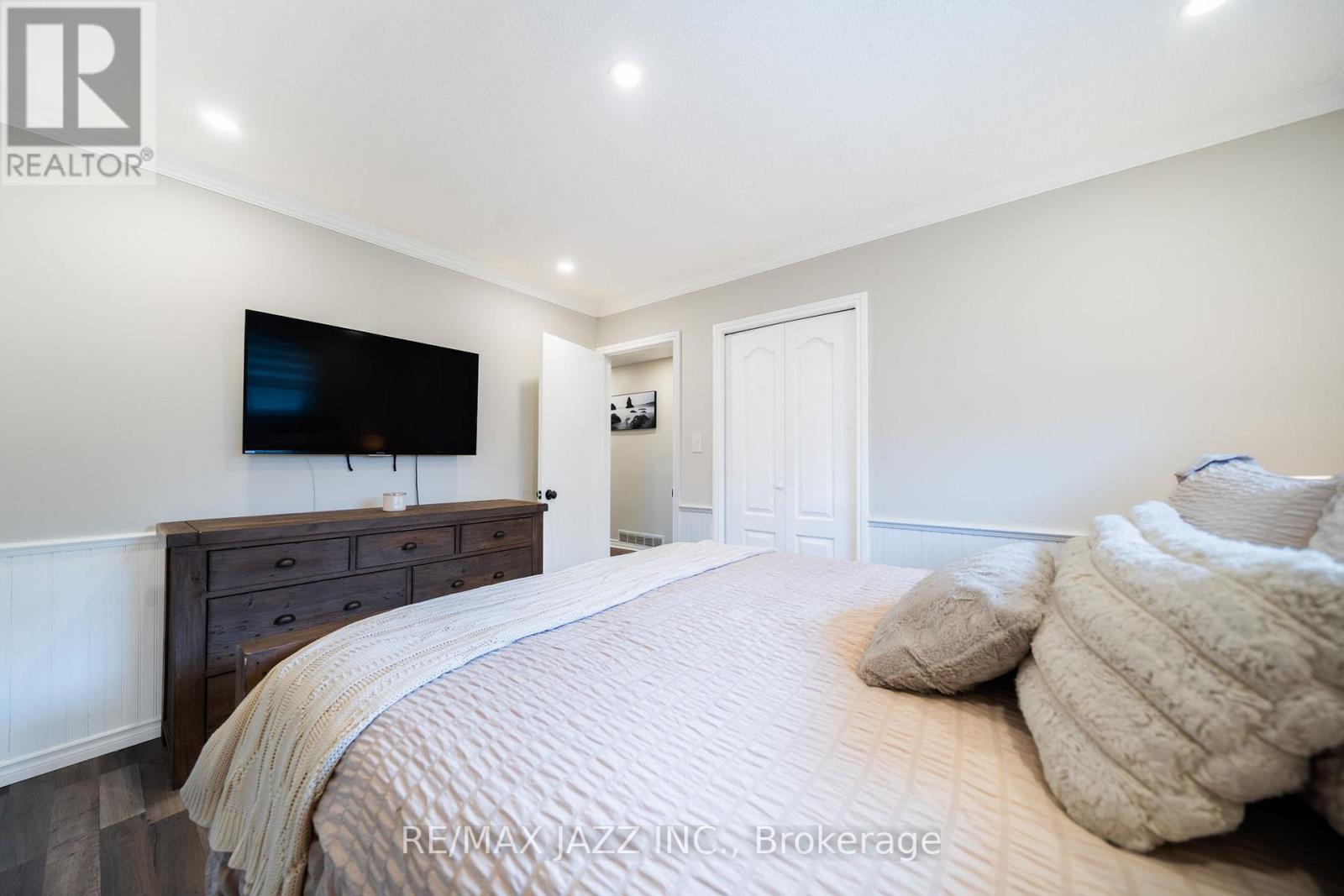 1007 Cardinal Court, Oshawa, Ontario  L1G 6Y3 - Photo 19 - E12870136