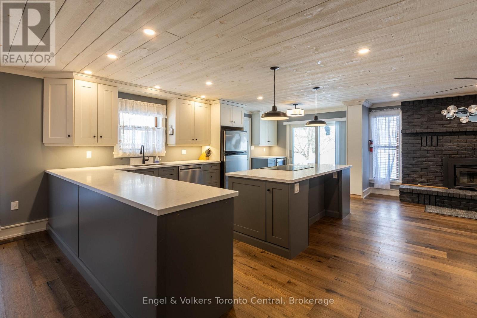 10 Daleman Drive, Bracebridge, Ontario  P1L 1A8 - Photo 7 - X12869872