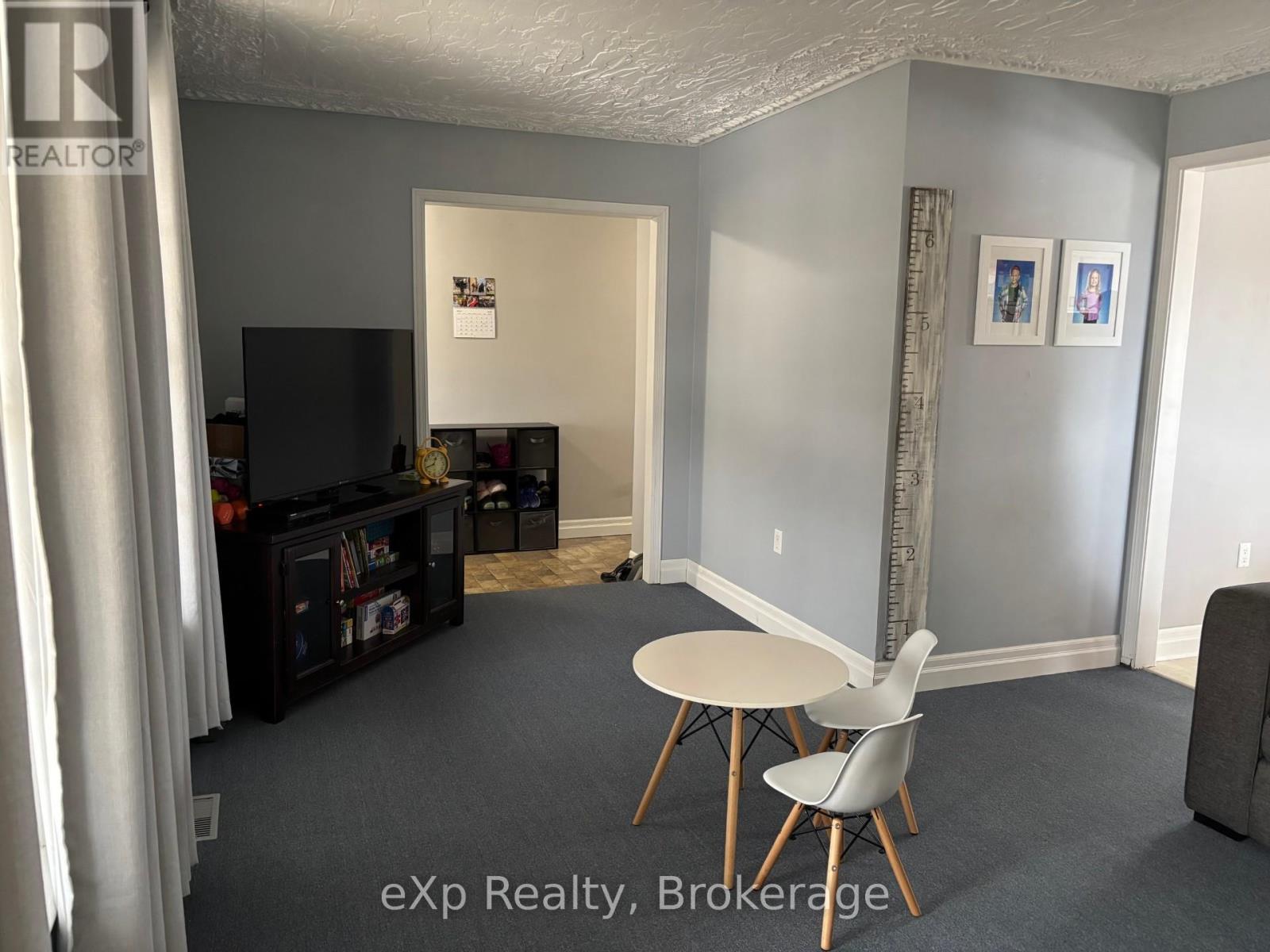 144 Cargill  (Main Street) Road, Brockton, Ontario  N0G 1J0 - Photo 11 - X12869954