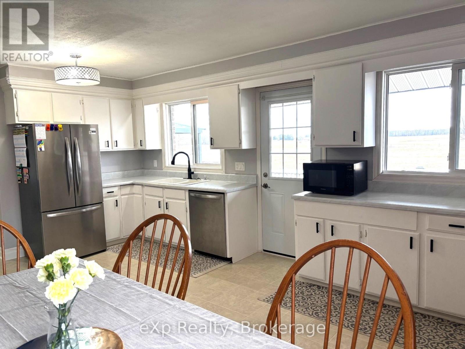 144 Cargill  (Main Street) Road, Brockton, Ontario  N0G 1J0 - Photo 12 - X12869954