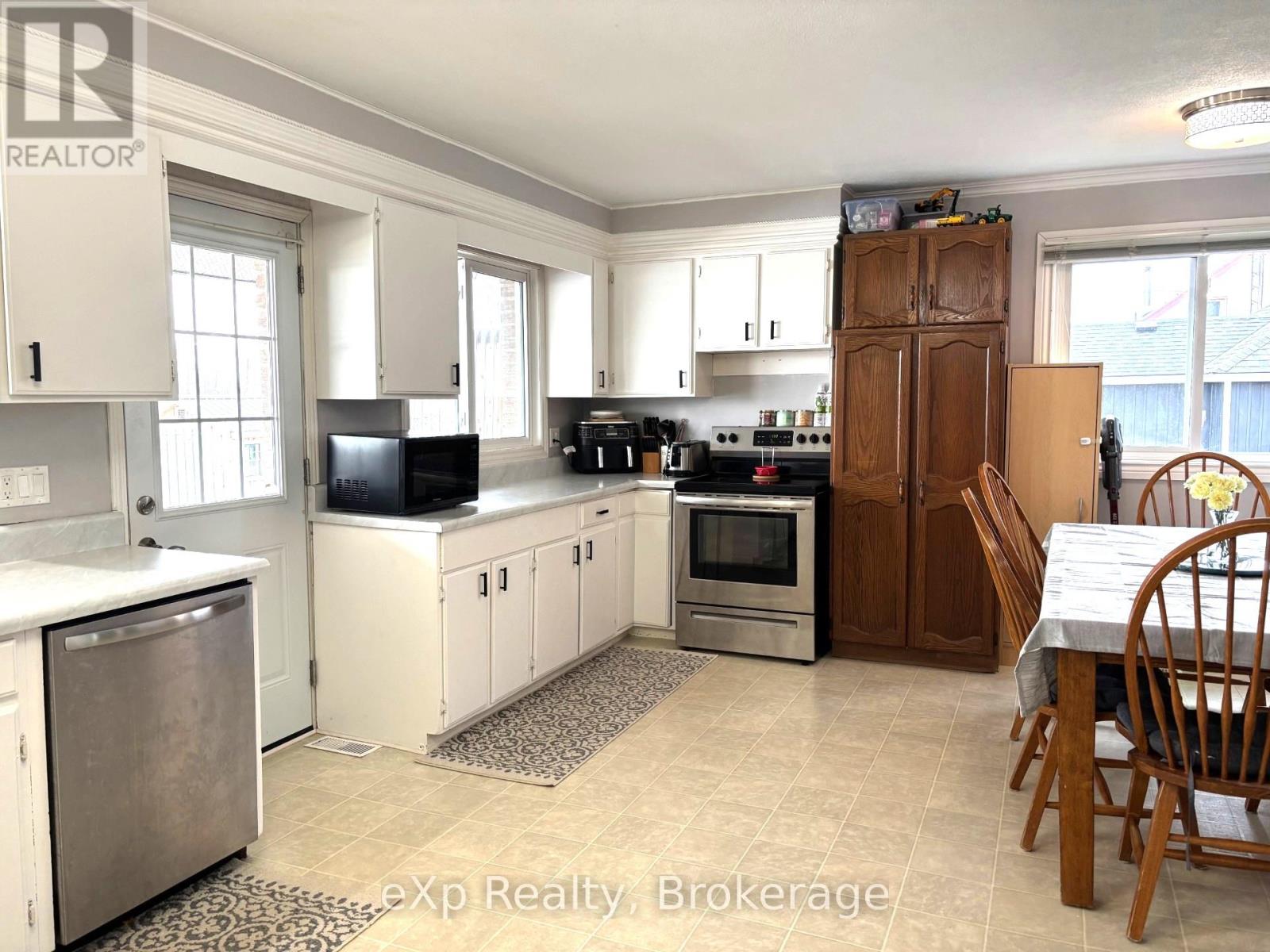 144 Cargill  (Main Street) Road, Brockton, Ontario  N0G 1J0 - Photo 14 - X12869954