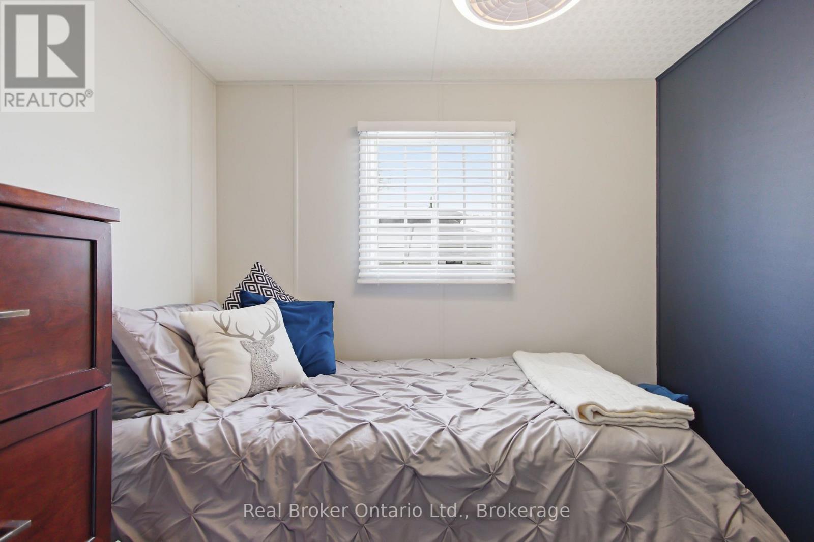 428 Pine Pass, Centre Wellington, Ontario  N1M 2W5 - Photo 23 - X12870108