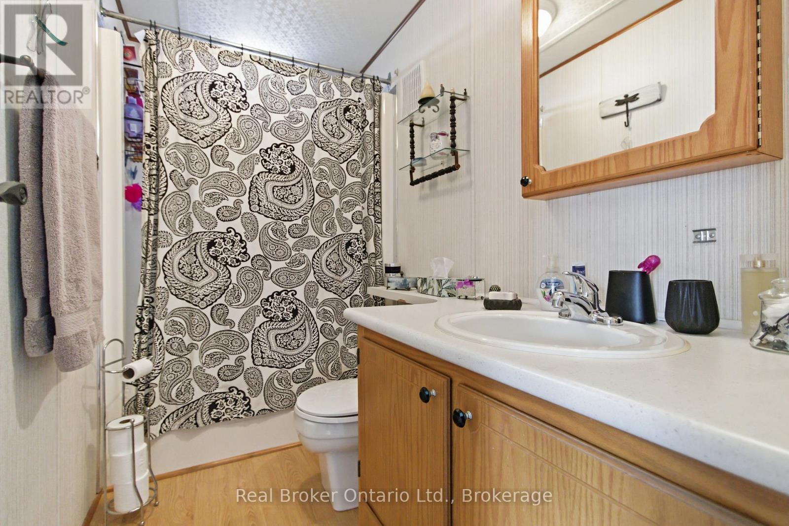 428 Pine Pass, Centre Wellington, Ontario  N1M 2W5 - Photo 25 - X12870108