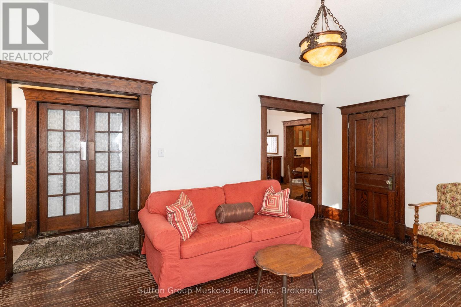 24 Mary Street W, Huntsville, Ontario  P1H 1V3 - Photo 6 - X12870140