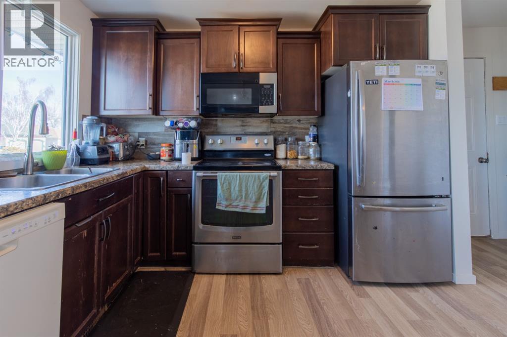 529 Watson Avenue, Picture Butte, Alberta  T0K 1V0 - Photo 8 - A2290741