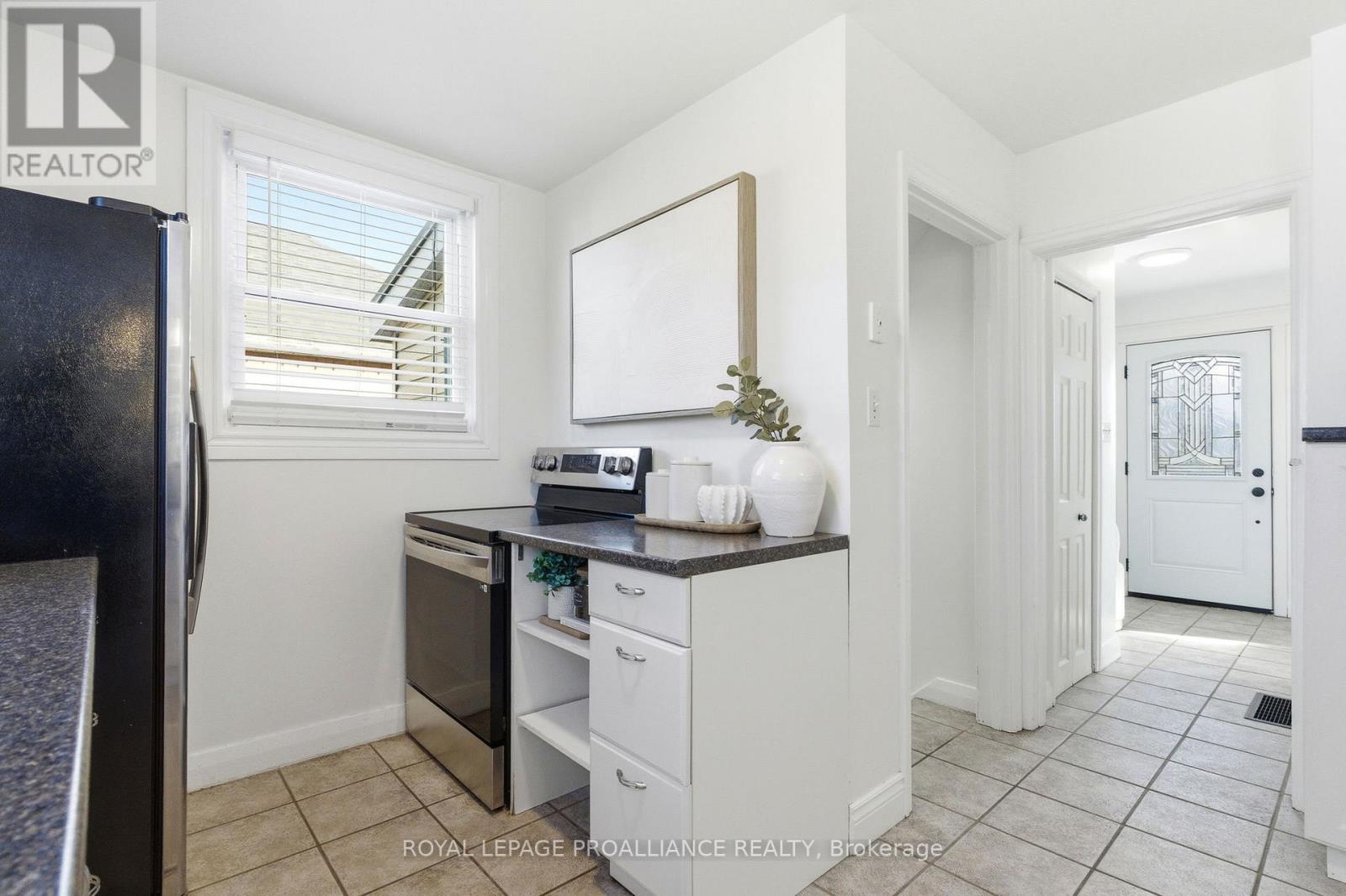 154 Munroe Street, Cobourg, Ontario  K9A 1C1 - Photo 19 - X12870024