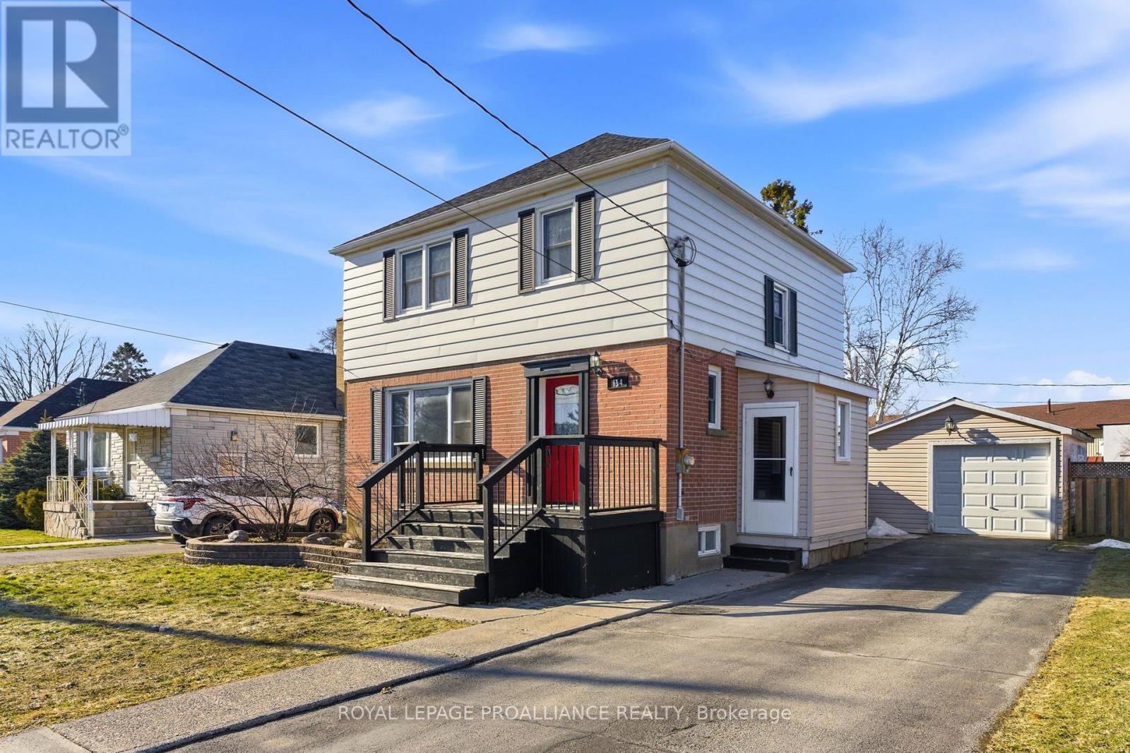 154 Munroe Street, Cobourg, Ontario  K9A 1C1 - Photo 2 - X12870024