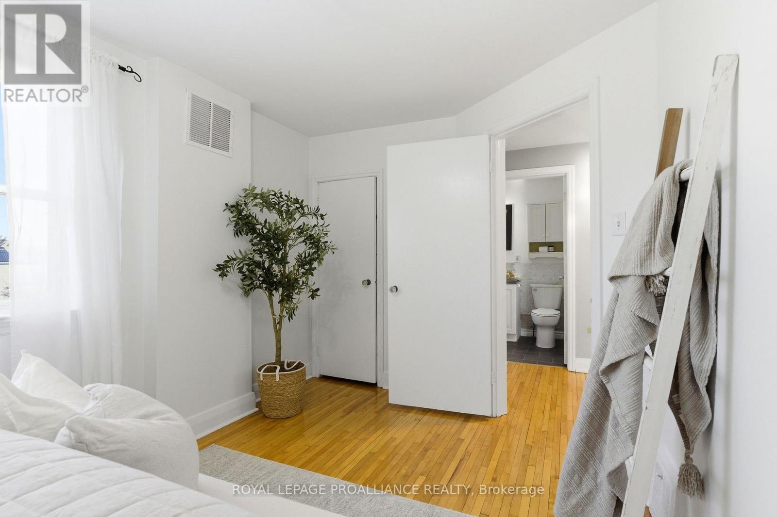 154 Munroe Street, Cobourg, Ontario  K9A 1C1 - Photo 29 - X12870024