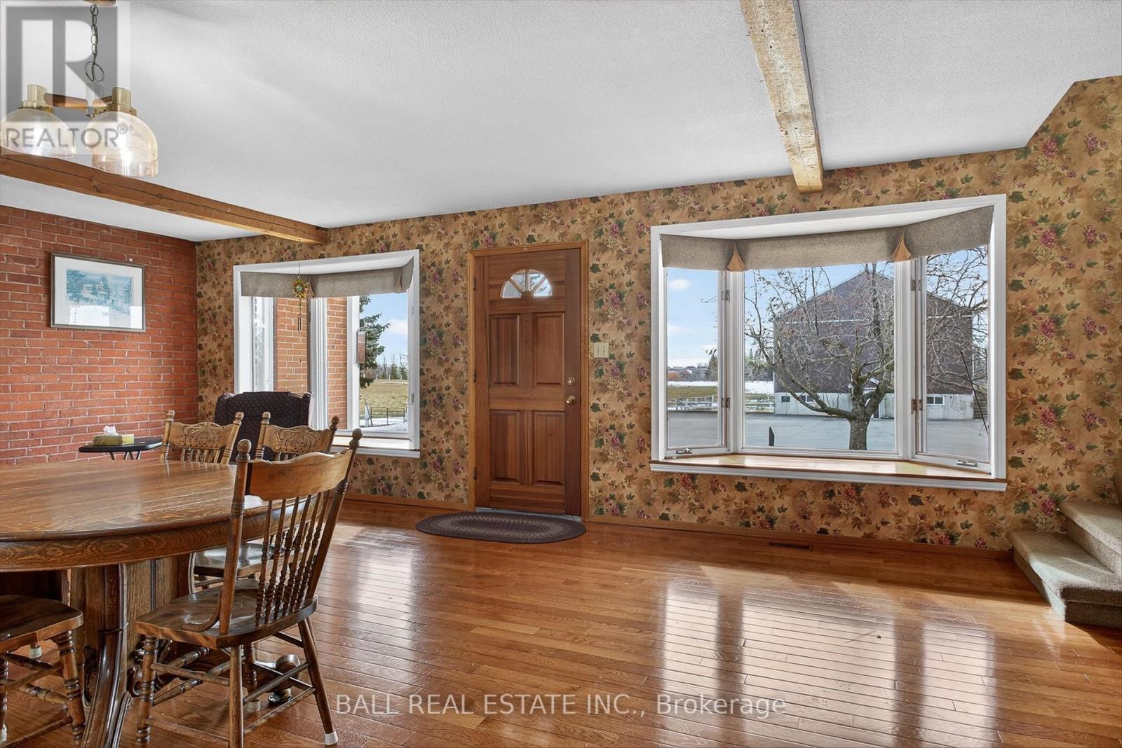 1034 Tara Road, Selwyn, Ontario  K9J 6X2 - Photo 5 - X12870028