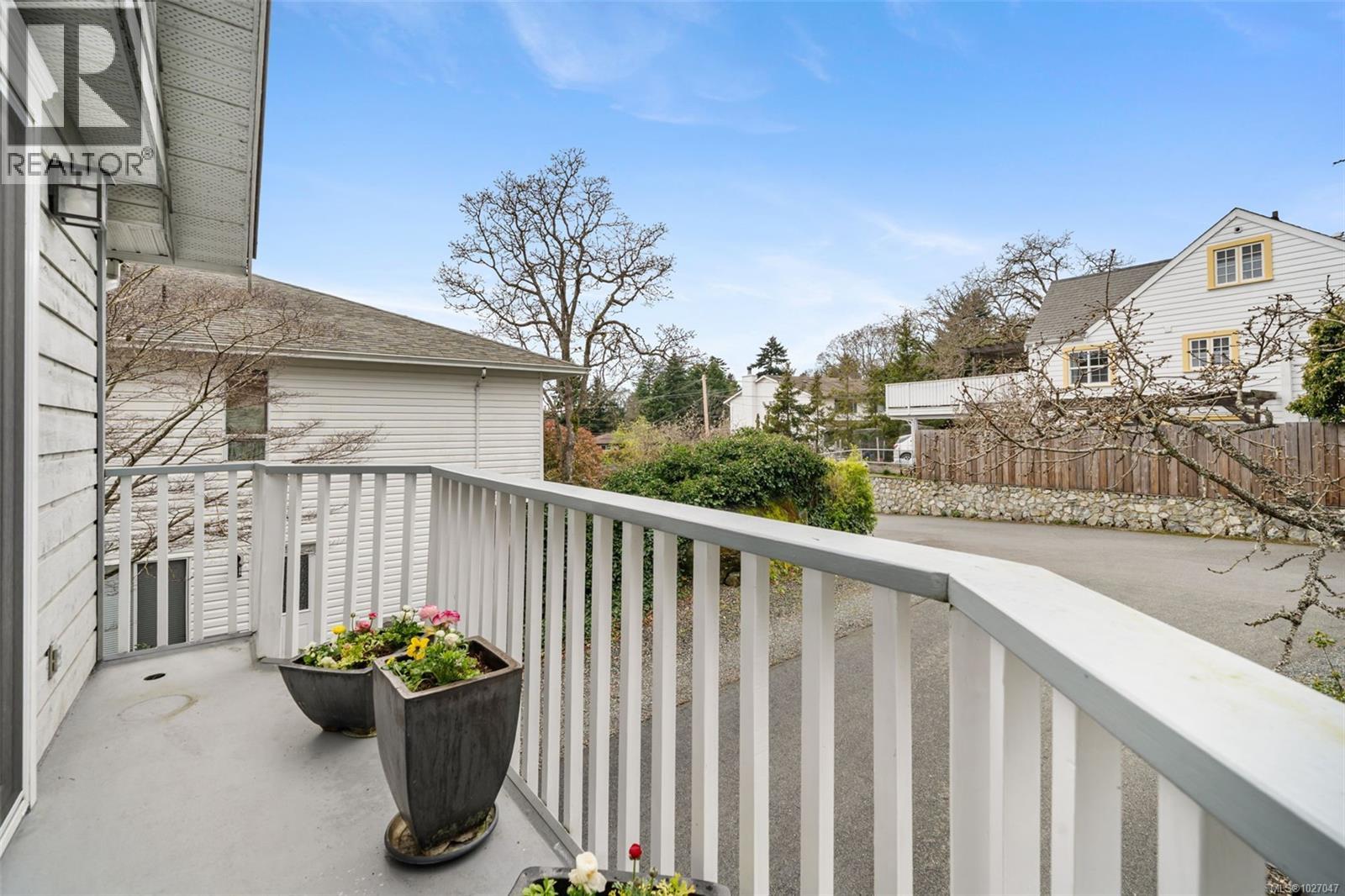 4 890 Admirals Rd, Esquimalt, British Columbia  V9A 2P1 - Photo 7 - 1027047