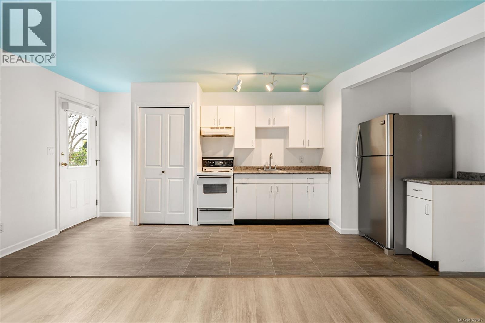 4 890 Admirals Rd, Esquimalt, British Columbia  V9A 2P1 - Photo 21 - 1027047