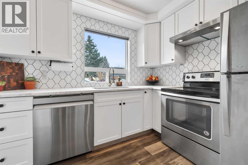 82, 330 Canterbury Drive Sw, Calgary, Alberta  T2W 1H6 - Photo 4 - A2291068