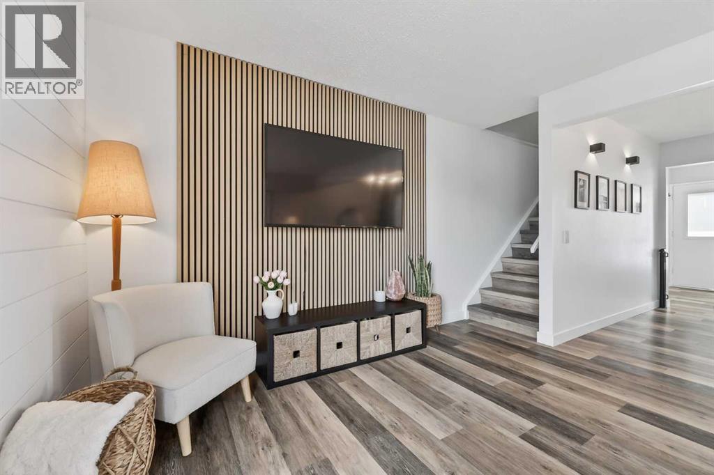 82, 330 Canterbury Drive Sw, Calgary, Alberta  T2W 1H6 - Photo 8 - A2291068