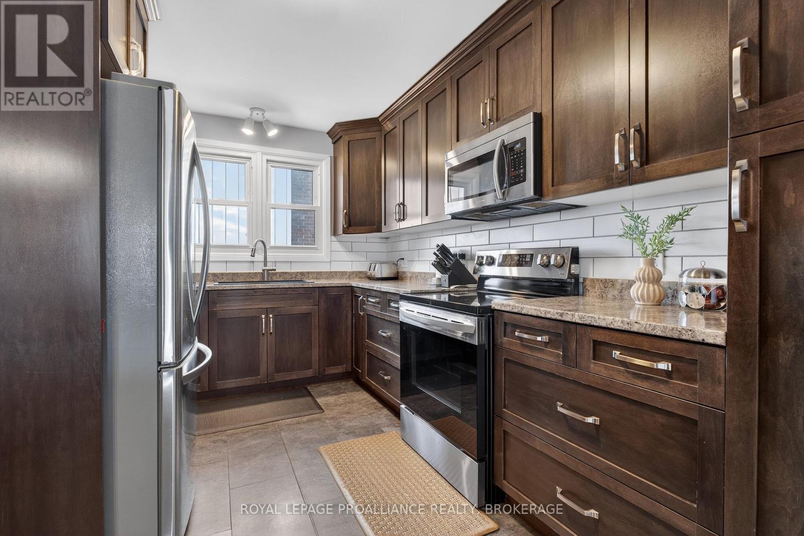 784 Safari Drive, Kingston (North Of Taylor-Kidd Blvd), Ontario  K7M 6Z5 - Photo 12 - X12870006