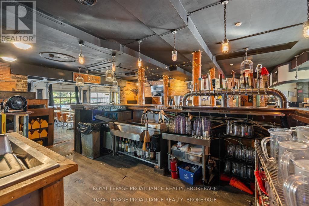 4 - 506 Princess Street, Kingston, Ontario  K7L 1C5 - Photo 37 - X12870132