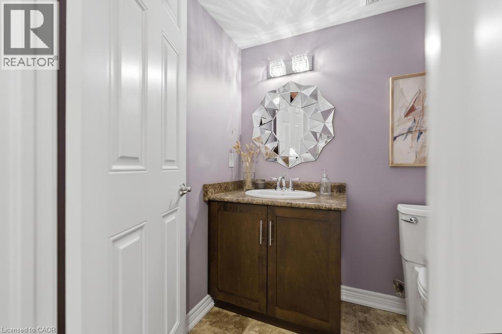 53 Redfern Avenue Unit# 27, Hamilton, Ontario  L9C 0E2 - Photo 15 - 40811066