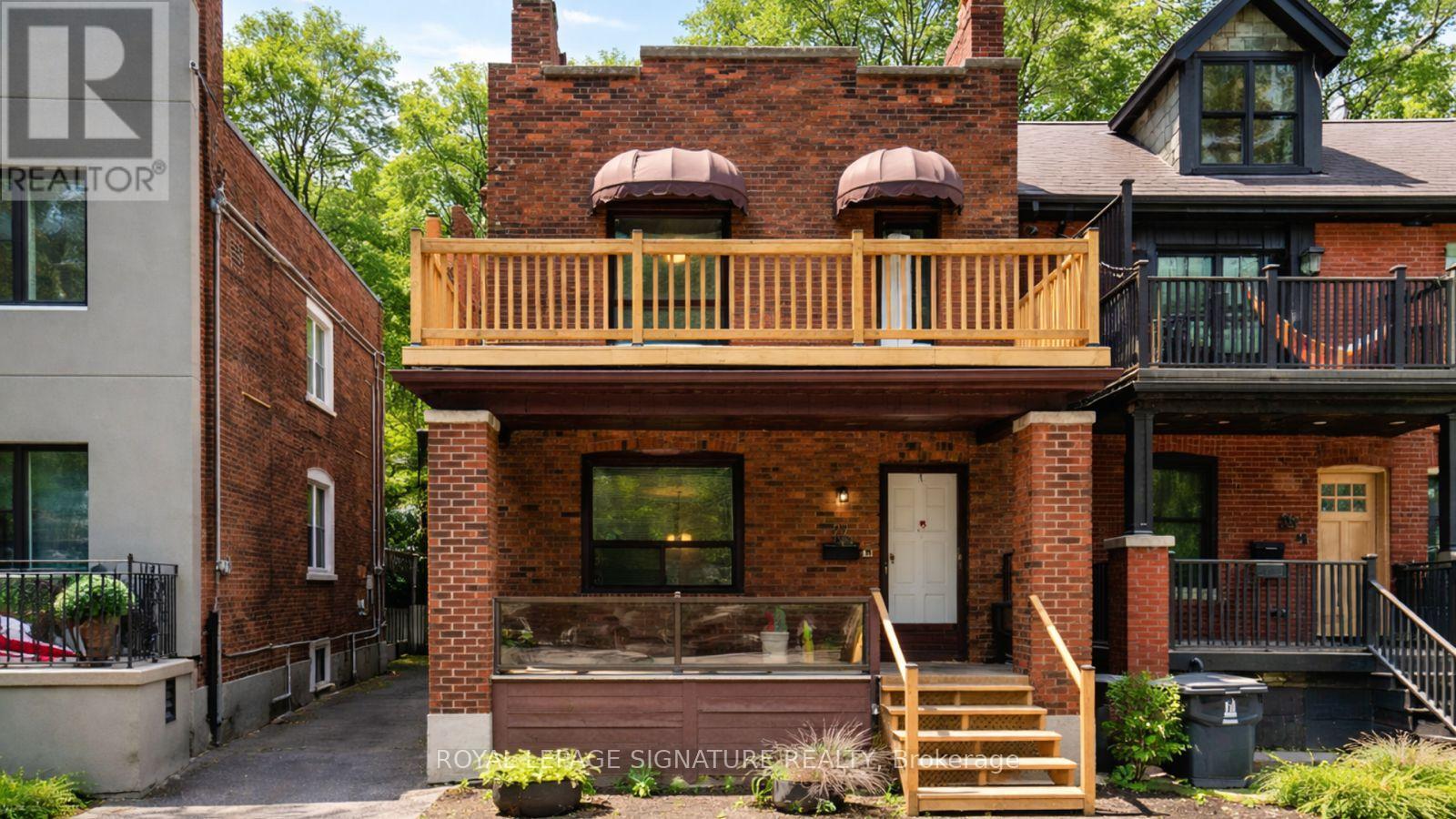 27 HILLSBORO AVENUE, Toronto, Ontario