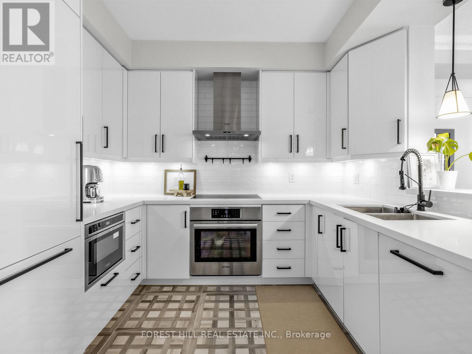 1001 - 1 Clairtrell Road, Toronto, Ontario  M2N 7H6 - Photo 3 - C12870054