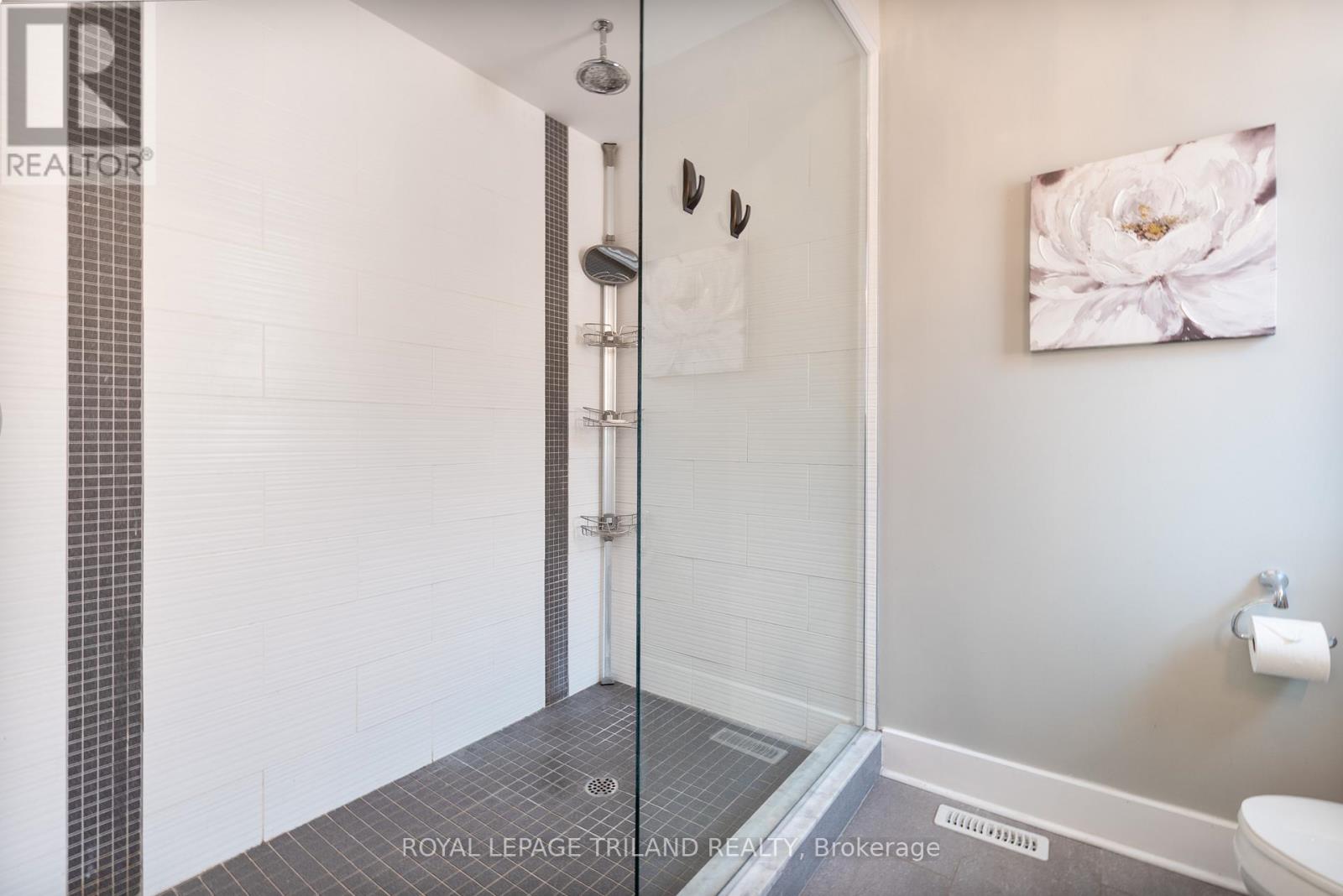 681 Bennett Crescent, Strathroy-Caradoc, Ontario  N0L 1W0 - Photo 16 - X12869890