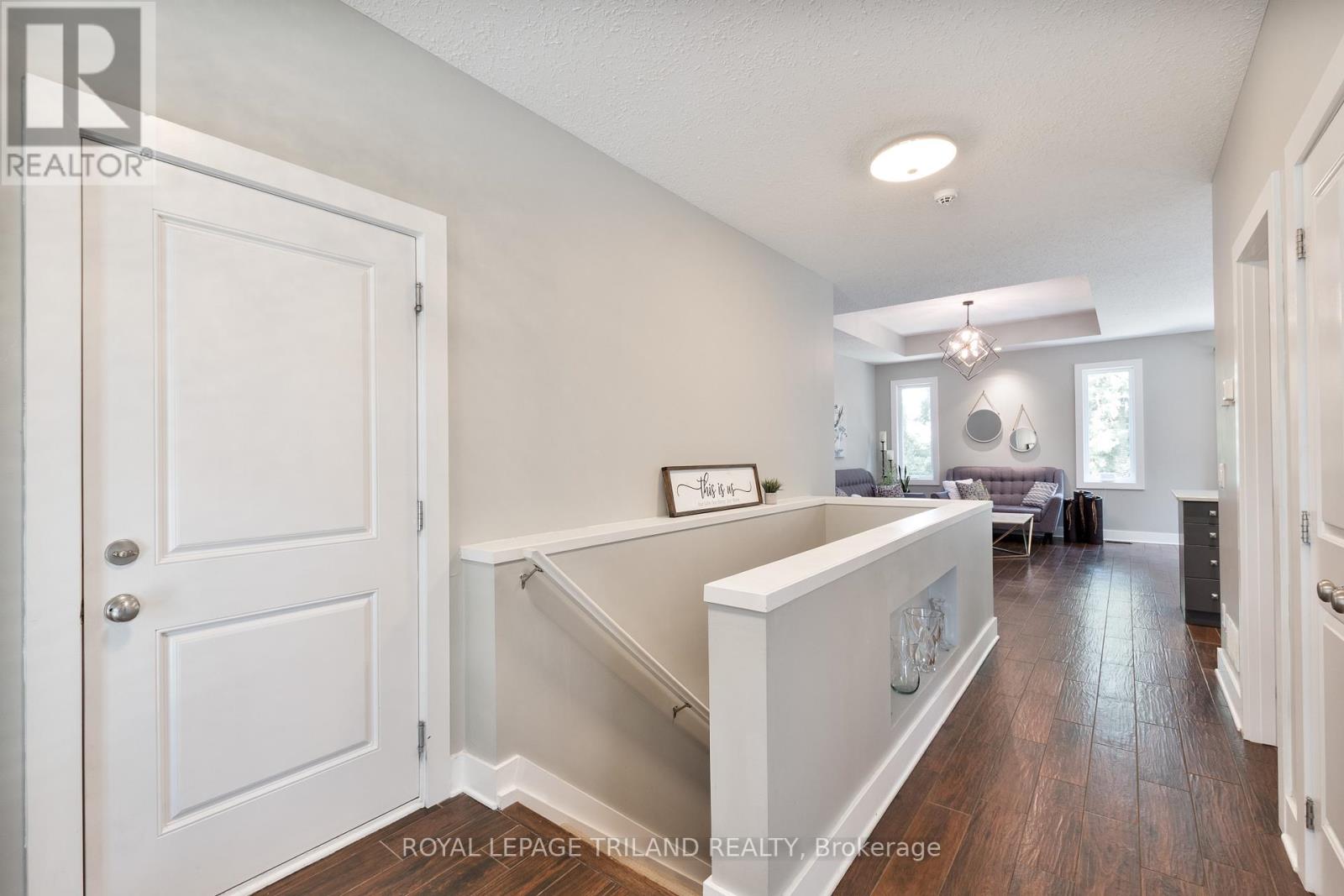 681 Bennett Crescent, Strathroy-Caradoc, Ontario  N0L 1W0 - Photo 5 - X12869890