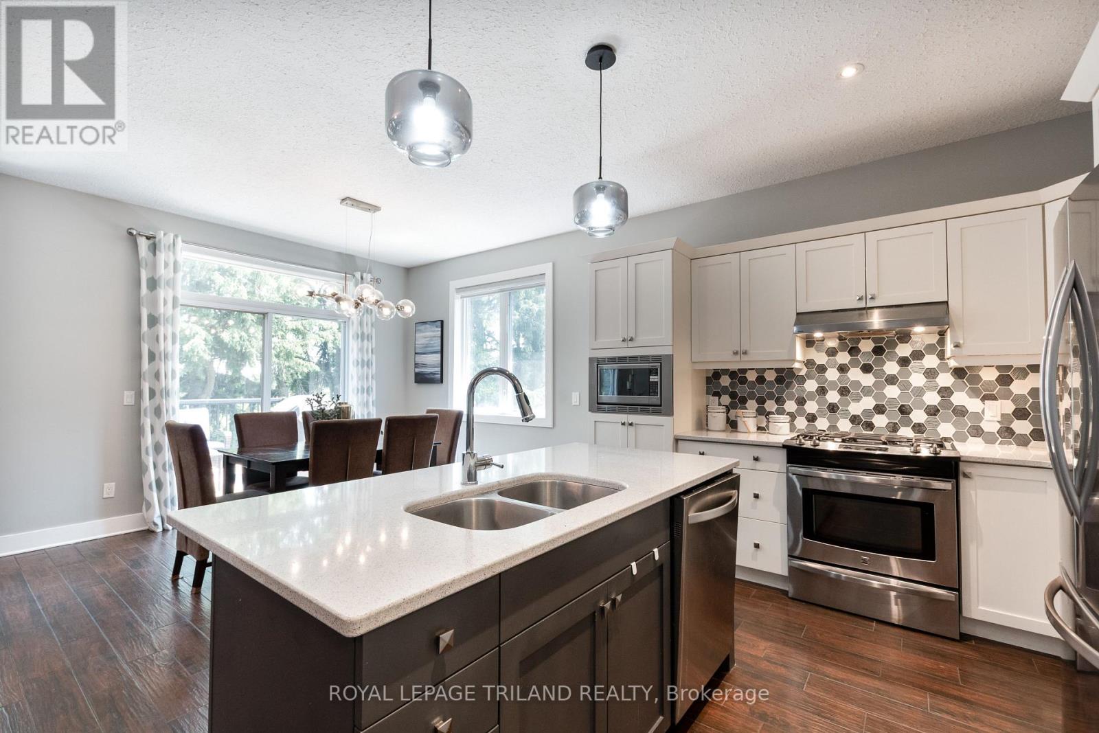 681 Bennett Crescent, Strathroy-Caradoc, Ontario  N0L 1W0 - Photo 8 - X12869890