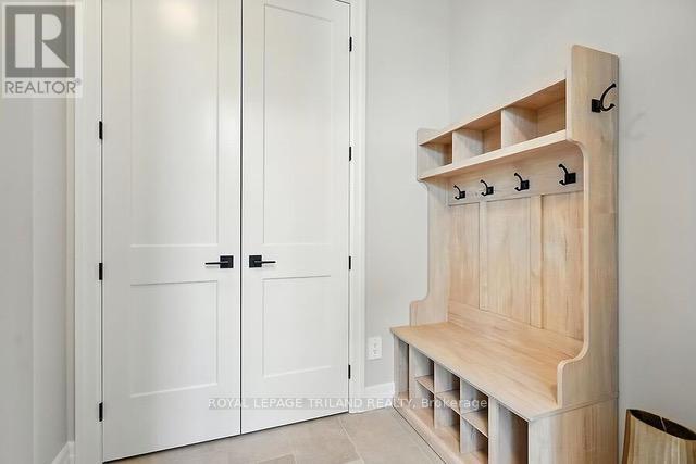 4203 Liberty Crossing, London South, Ontario  N6P 0L1 - Photo 22 - X12869898