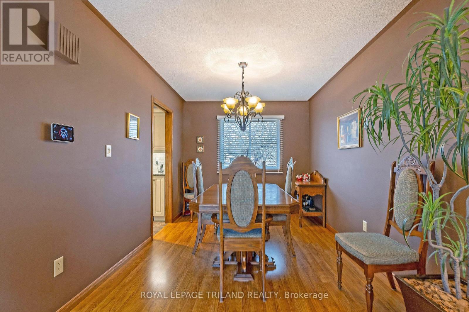 41 Lakeview Circle, St. Thomas, Ontario  N5P 4B7 - Photo 10 - X12869936